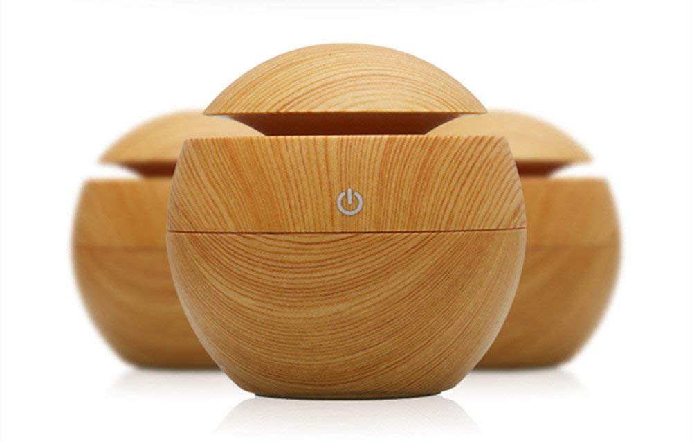 LIGHT WOOD HUMIDIFIER